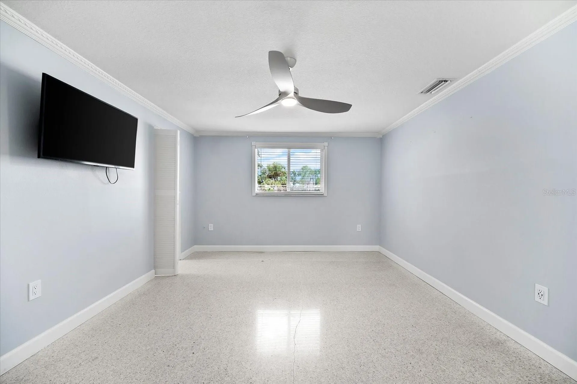 501 De Narvaez Drive Longboat Key FL 34228