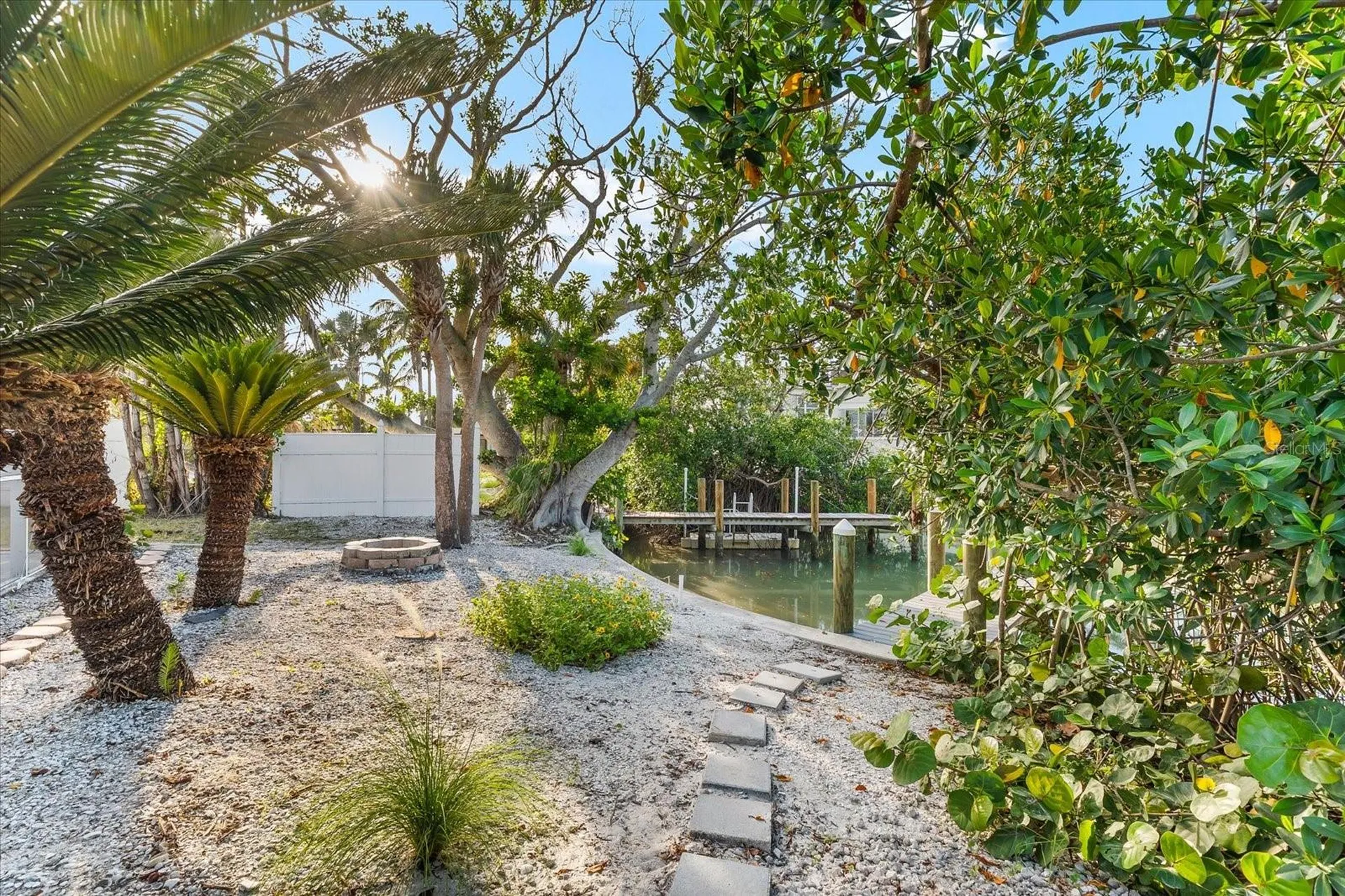 501 De Narvaez Drive Longboat Key FL 34228