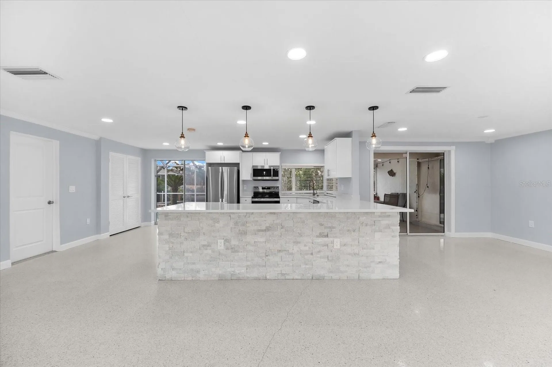 501 De Narvaez Drive Longboat Key FL 34228