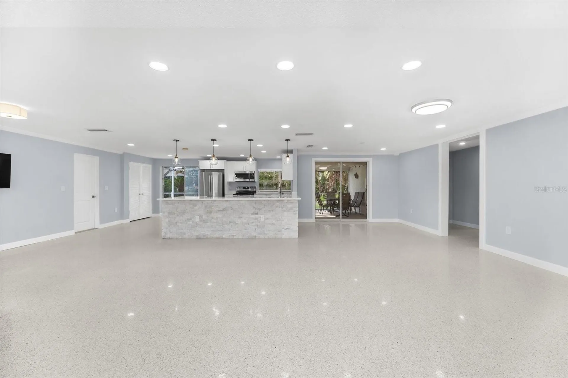 501 De Narvaez Drive Longboat Key FL 34228