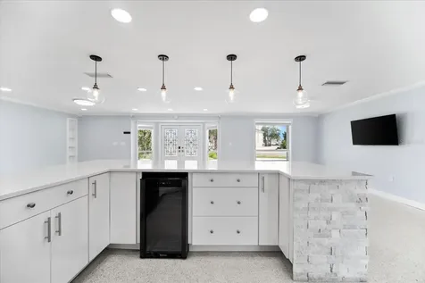 501 De Narvaez Drive Longboat Key FL 34228