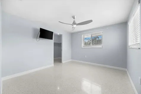 501 De Narvaez Drive Longboat Key FL 34228