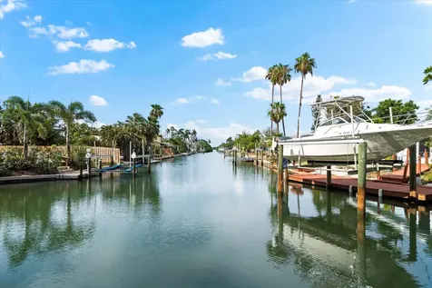 501 De Narvaez Drive Longboat Key FL 34228