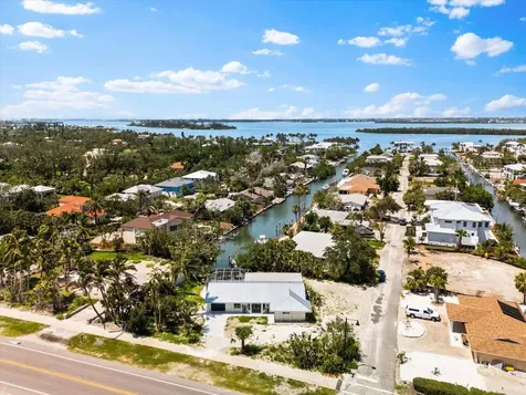 501 De Narvaez Drive Longboat Key FL 34228
