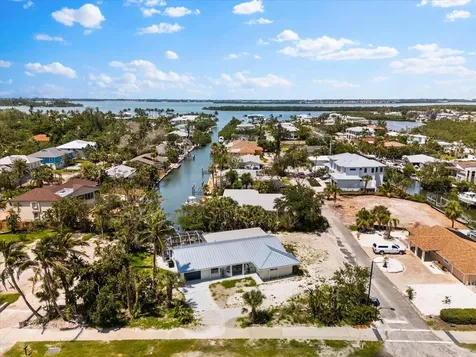 501 De Narvaez Drive Longboat Key FL 34228