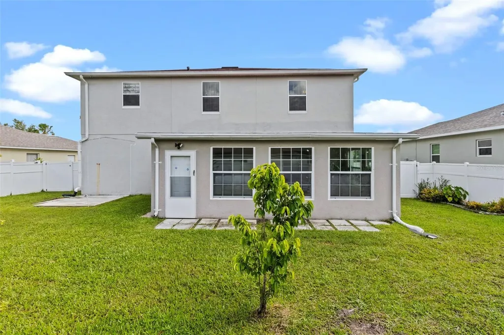 404 Bar Court Kissimmee FL 34759