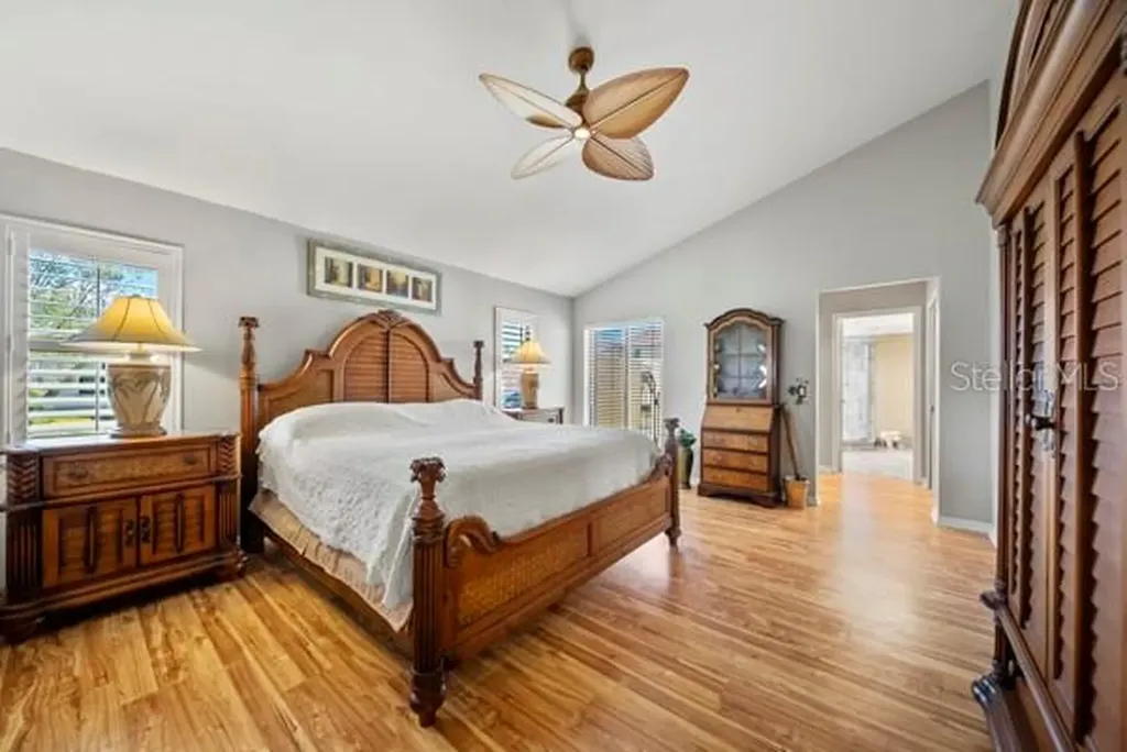 2181 Harbourside Drive Longboat Key FL 34228