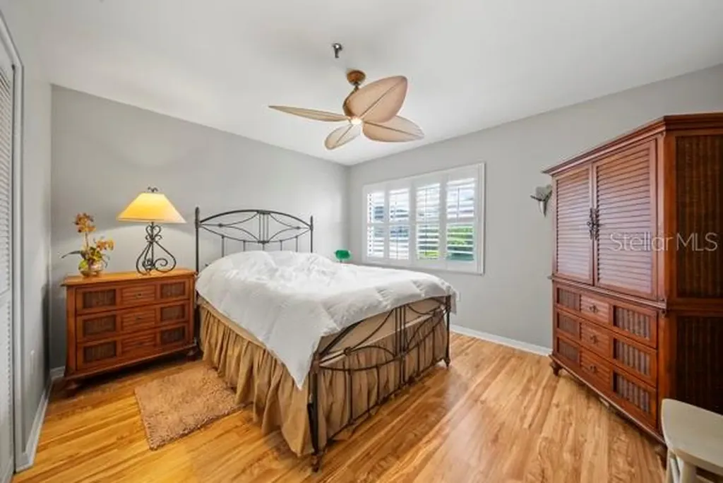2181 Harbourside Drive Longboat Key FL 34228