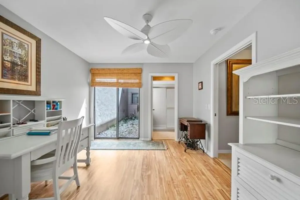 2181 Harbourside Drive Longboat Key FL 34228