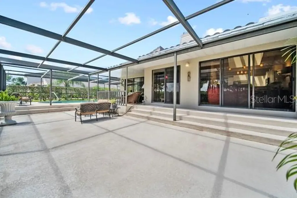 2181 Harbourside Drive Longboat Key FL 34228