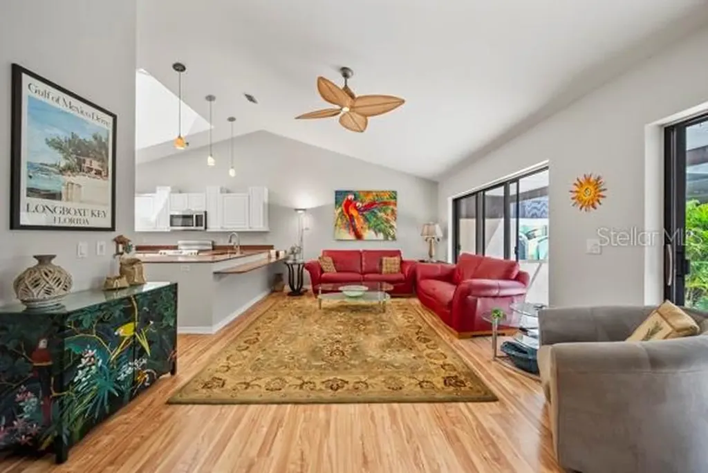 2181 Harbourside Drive Longboat Key FL 34228