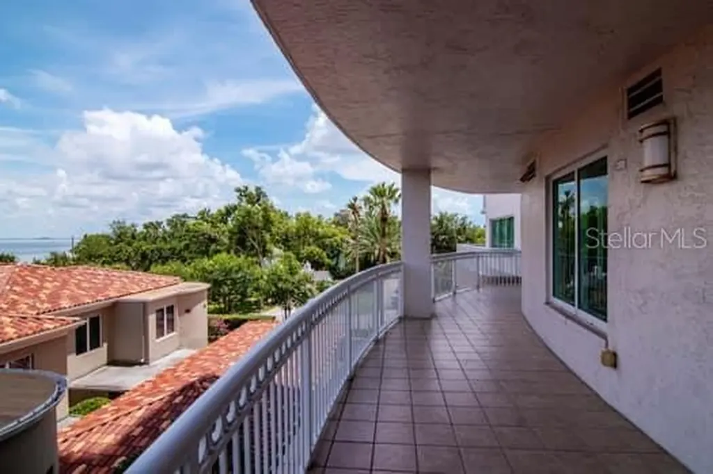 3507 Bayshore Boulevard Tampa FL 33629