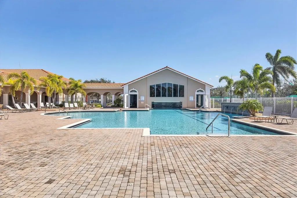 6312 41st Court E Sarasota FL 34243