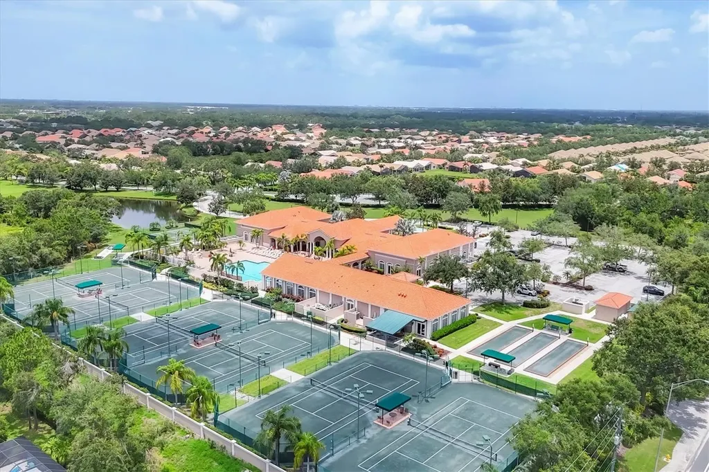 6312 41st Court E Sarasota FL 34243