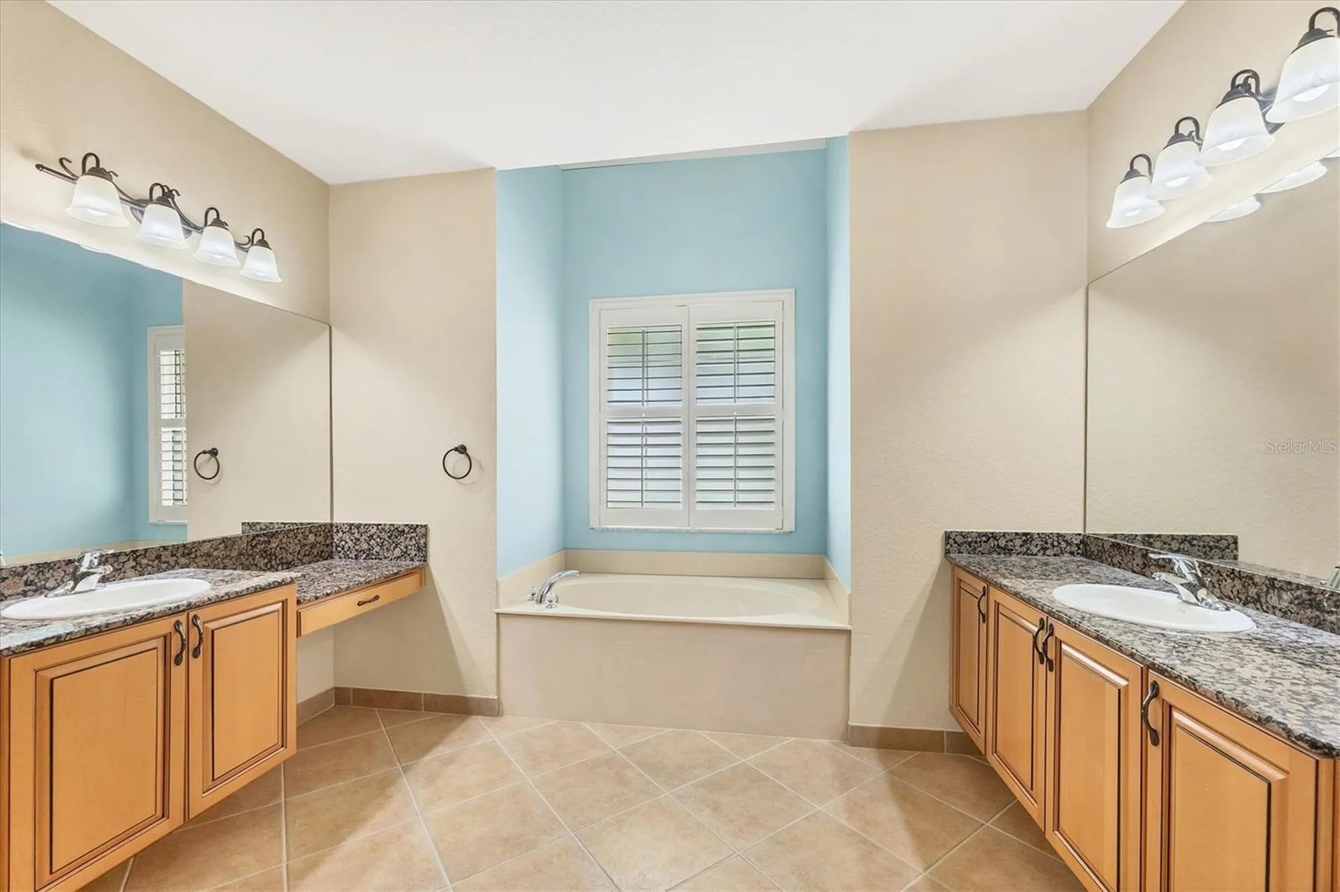 6312 41st Court E Sarasota FL 34243