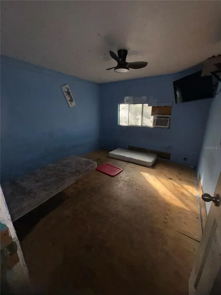 130 Forest Avenue Davenport FL 33837