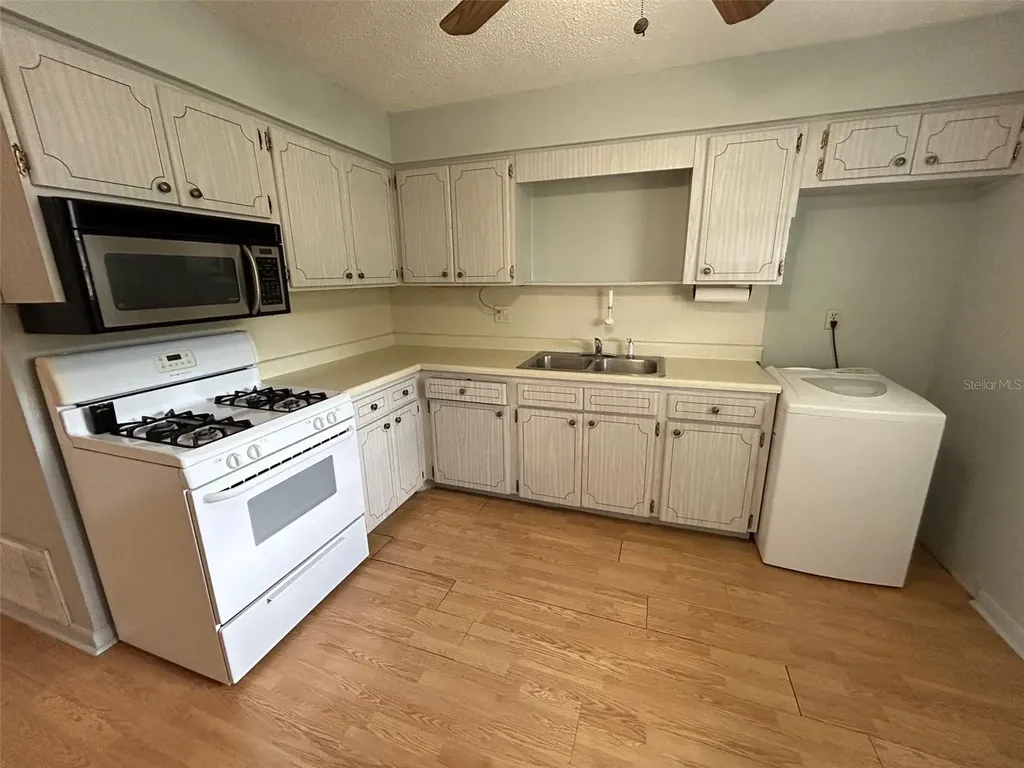 10116 Tulip Street N Pinellas Park FL 33782