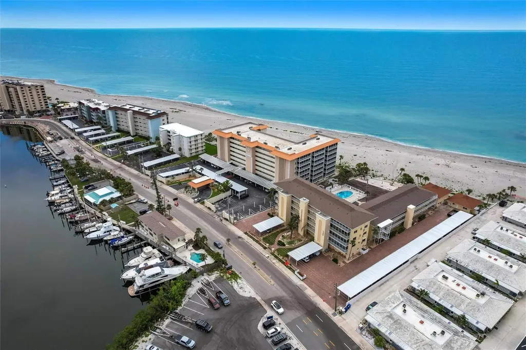 1150 Tarpon Center Drive Venice FL 34285