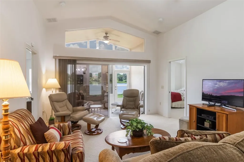 464 Lake Suzanne Drive Lake Wales FL 33859