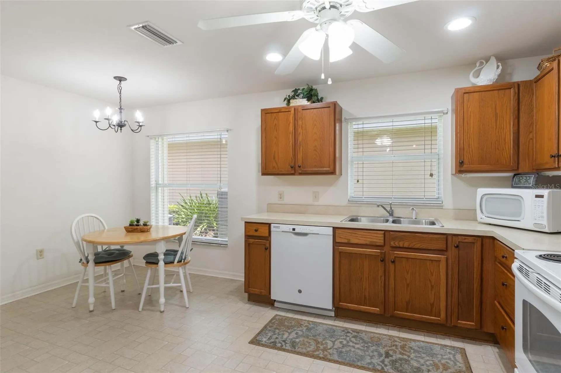 464 Lake Suzanne Drive Lake Wales FL 33859