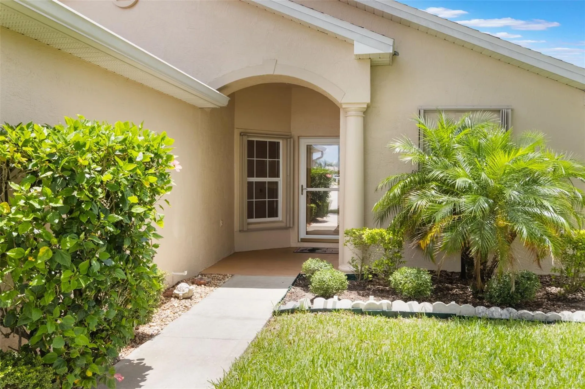 464 Lake Suzanne Drive Lake Wales FL 33859