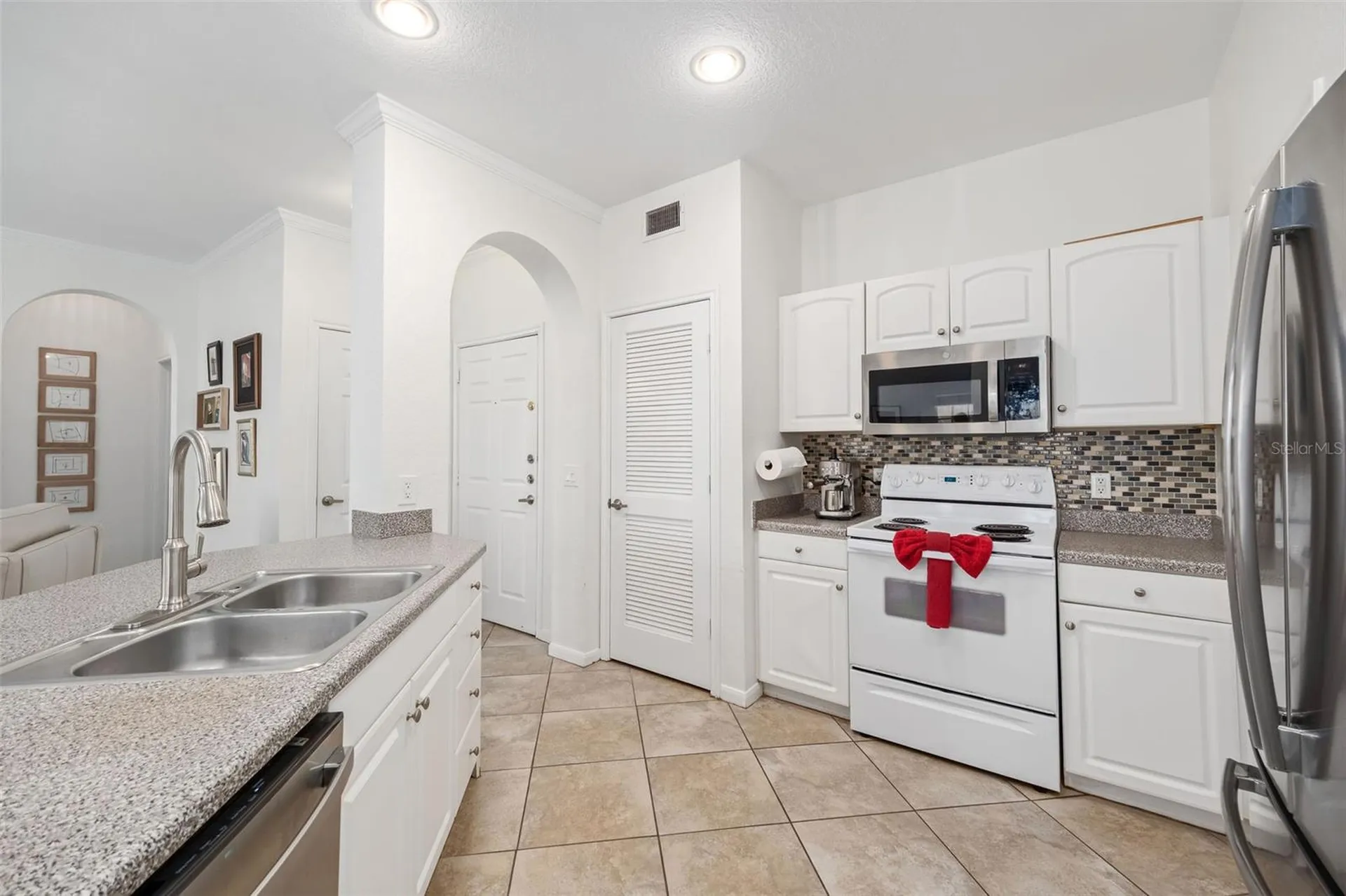 860 N Orange Avenue Orlando FL 32801