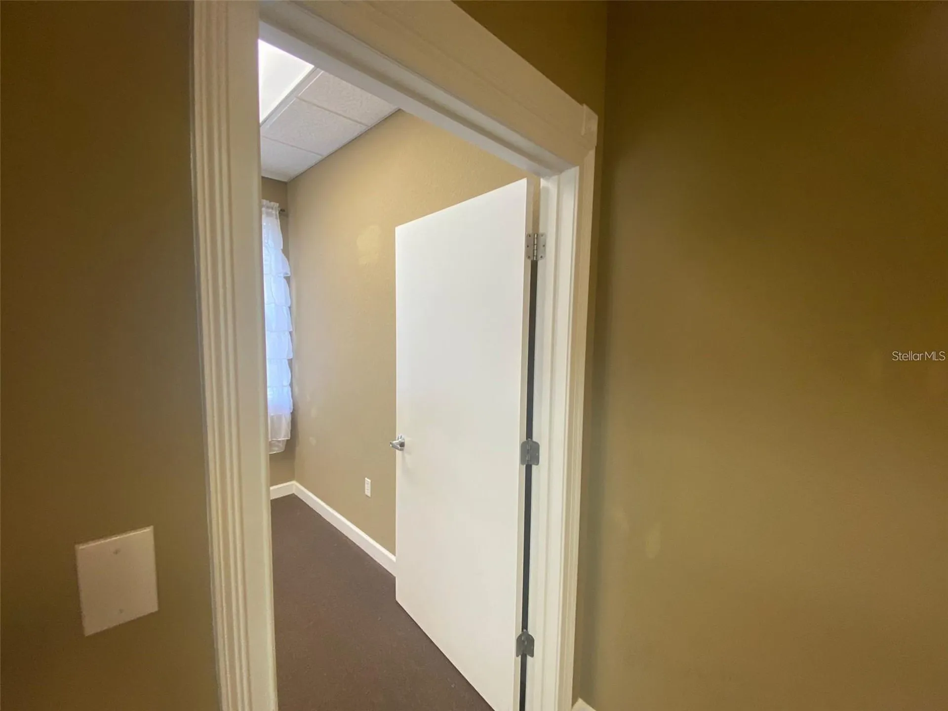 1826 N Alafaya Trail Orlando FL 32826