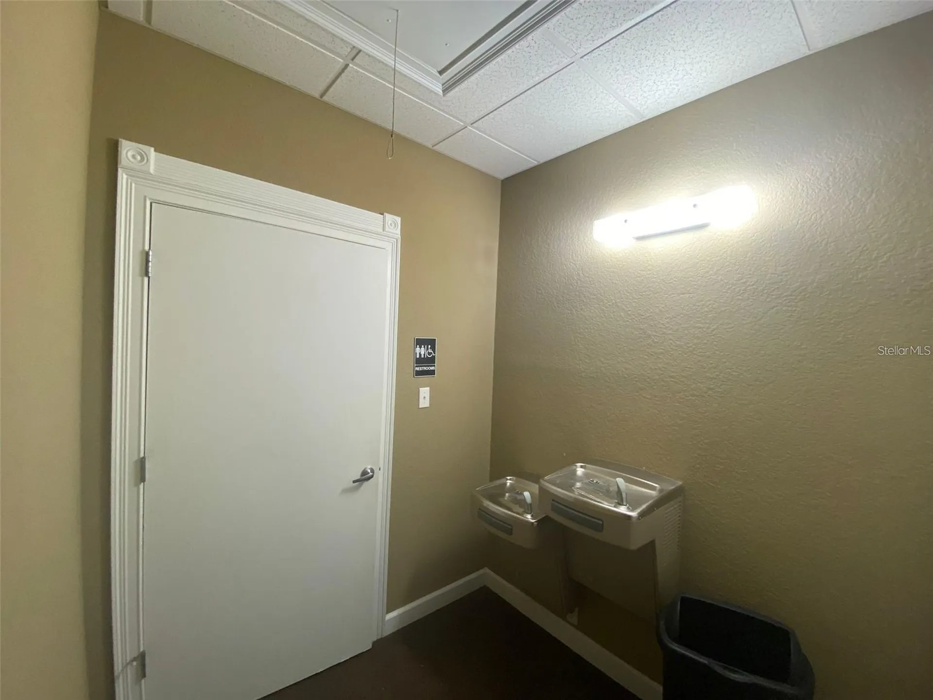 1826 N Alafaya Trail Orlando FL 32826