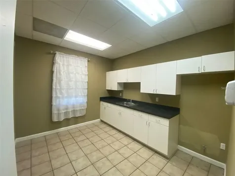 1826 N Alafaya Trail Orlando FL 32826