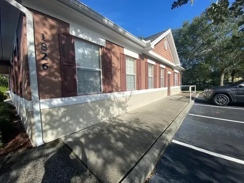 1826 N Alafaya Trail Orlando FL 32826
