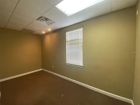 1826 N Alafaya Trail Orlando FL 32826