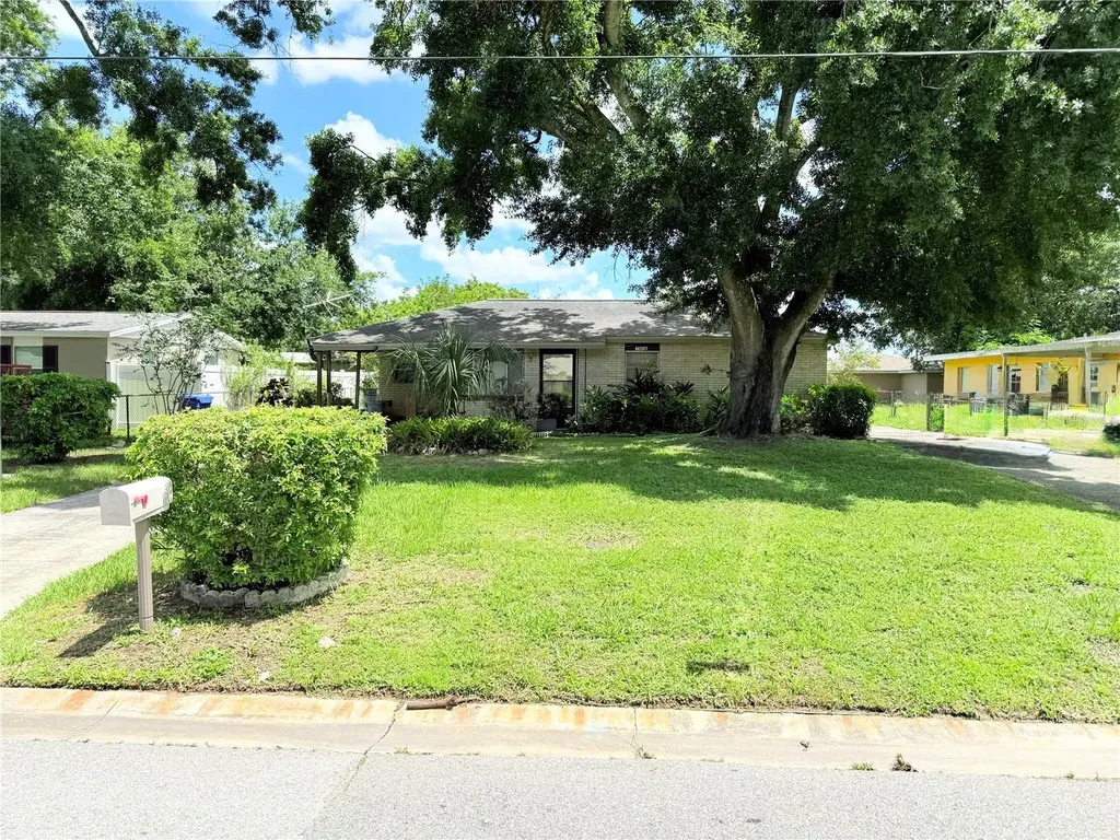 7908 Croton Avenue Tampa FL 33619