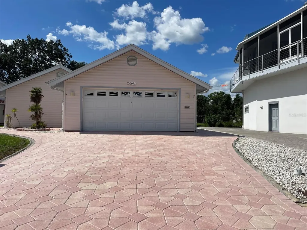 20971 Negril Court Lutz FL 33558
