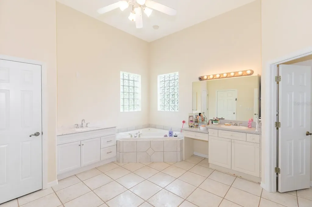 32025 Timberlake Drive Mount Dora FL 32757