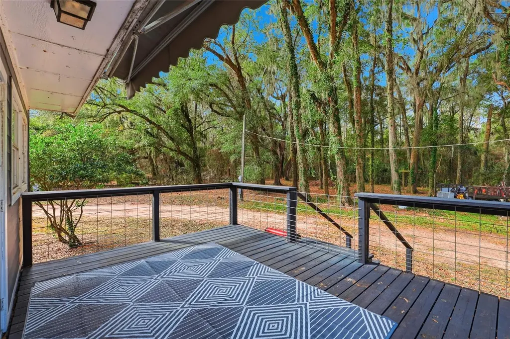 15024 NW 89th Street Alachua FL 32615