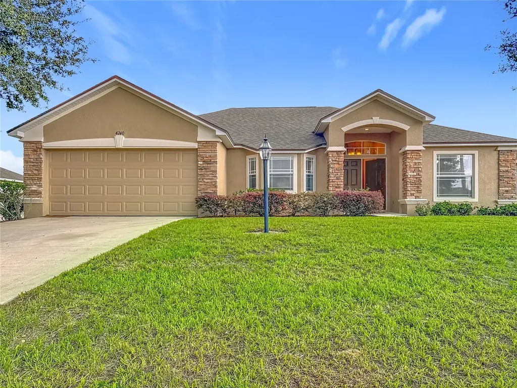 4240 Dinner Lake Street Lake Wales FL 33859