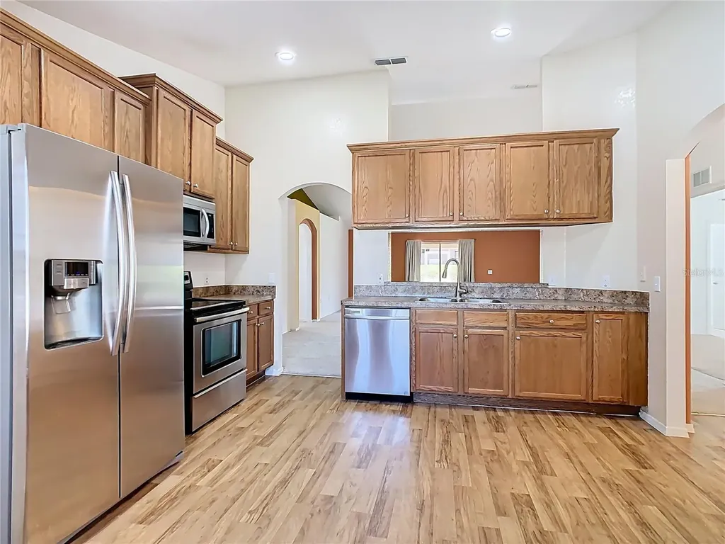 4240 Dinner Lake Street Lake Wales FL 33859