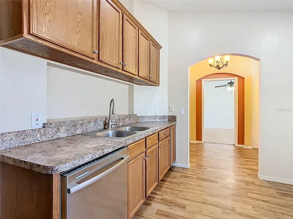 4240 Dinner Lake Street Lake Wales FL 33859