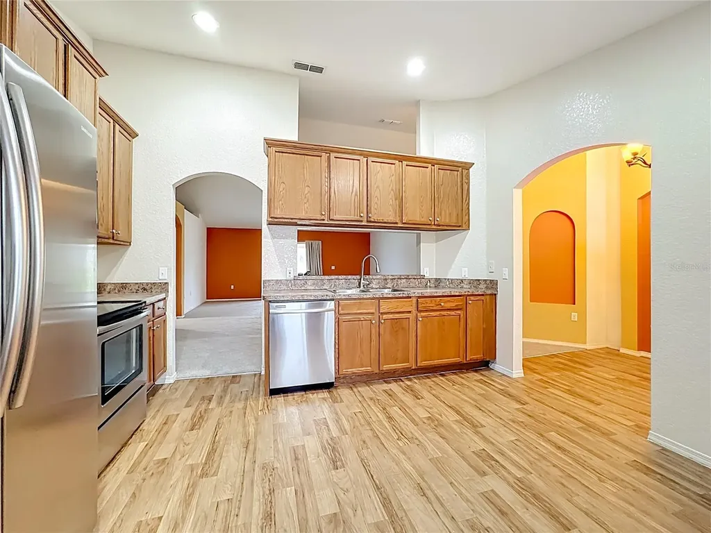 4240 Dinner Lake Street Lake Wales FL 33859