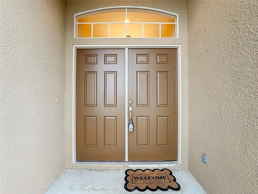 4240 Dinner Lake Street Lake Wales FL 33859