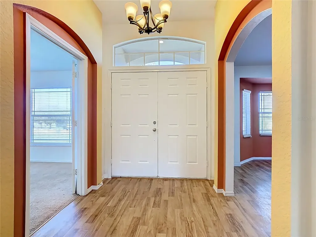 4240 Dinner Lake Street Lake Wales FL 33859