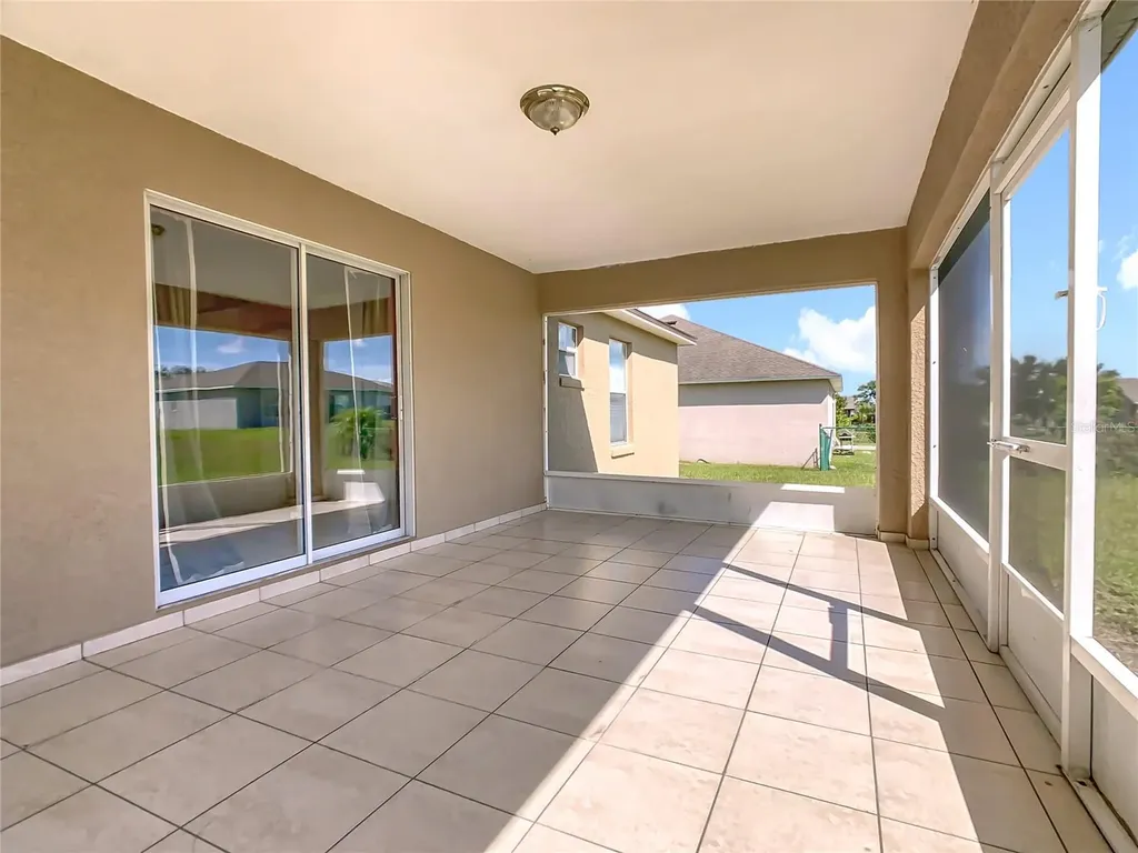 4240 Dinner Lake Street Lake Wales FL 33859