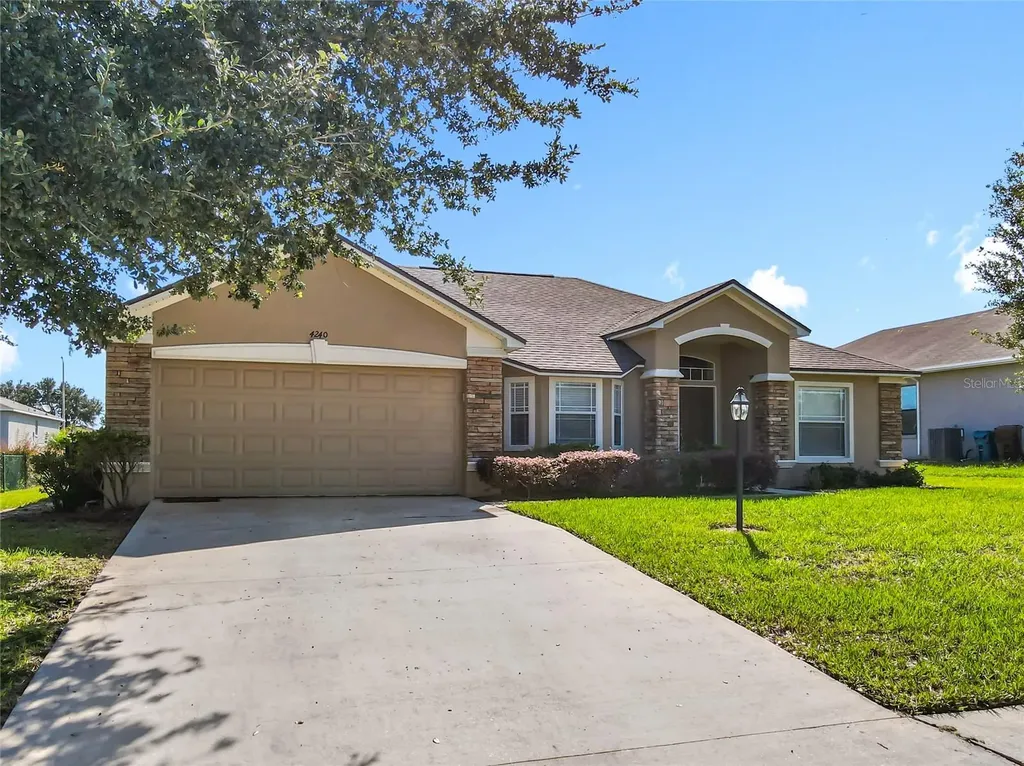 4240 Dinner Lake Street Lake Wales FL 33859