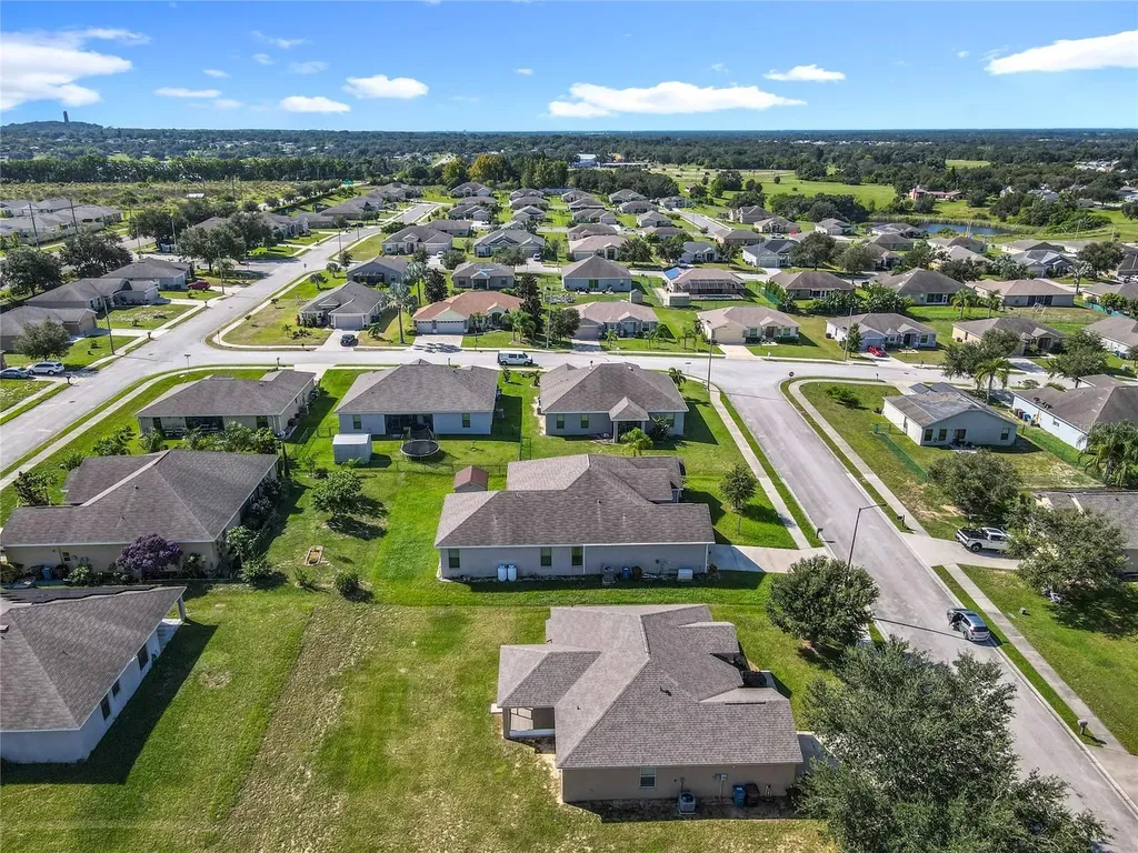 4240 Dinner Lake Street Lake Wales FL 33859