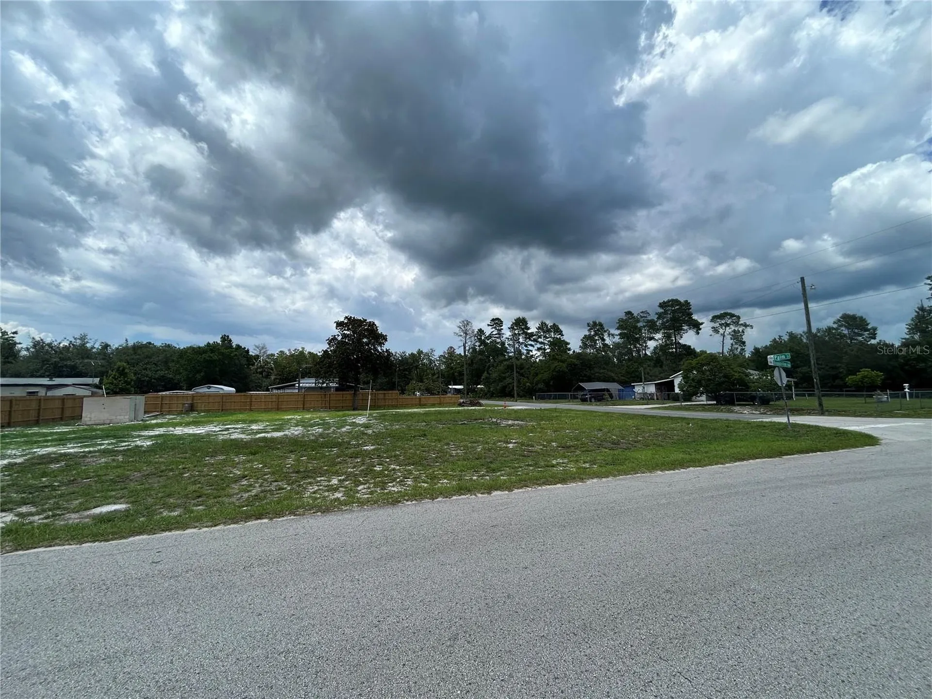 28245 Bougainvillea Avenue Paisley FL 32767