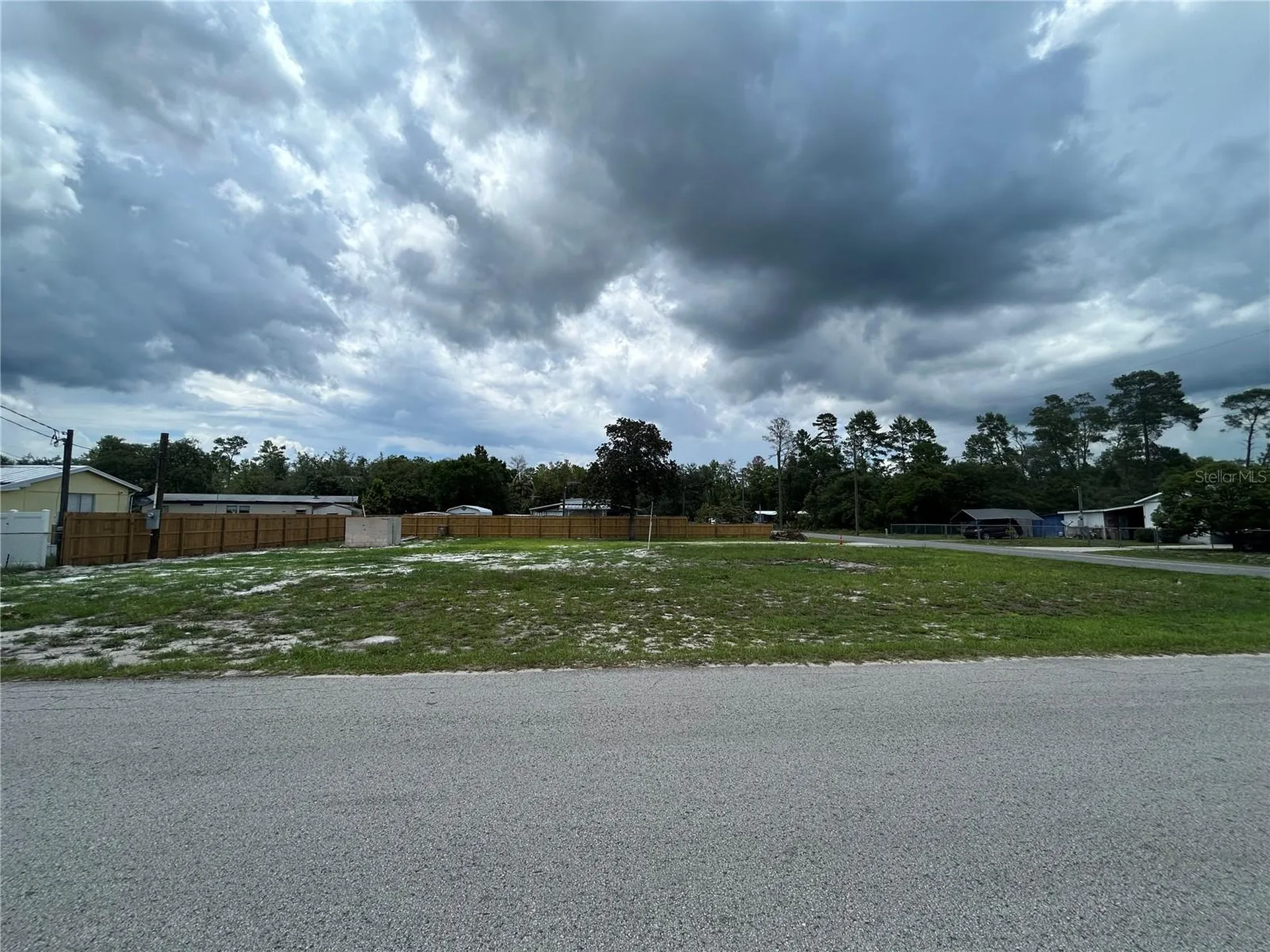 28245 Bougainvillea Avenue Paisley FL 32767
