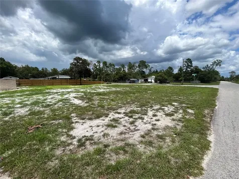 28245 Bougainvillea Avenue Paisley FL 32767