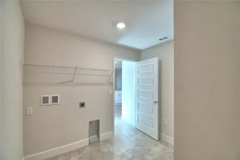 4042 Tullamore Lane Auburndale FL 33823