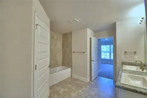 4042 Tullamore Lane Auburndale FL 33823