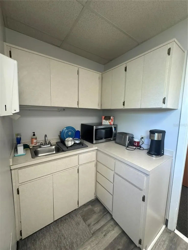 1330 Pinehurst Road Dunedin FL 34698